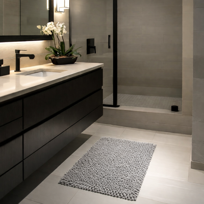 Light Gray Bath Mat 90x60 cm – Non-Slip & Absorbent – ​​Comfortable Bathroom Mat