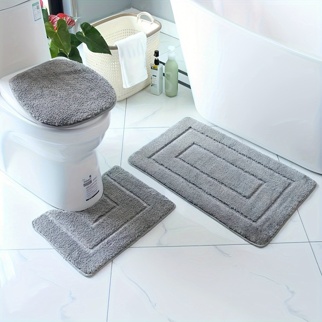 Luxury Three-Piece Bath Mat Set – Comfort & Grip | Ymonde ©