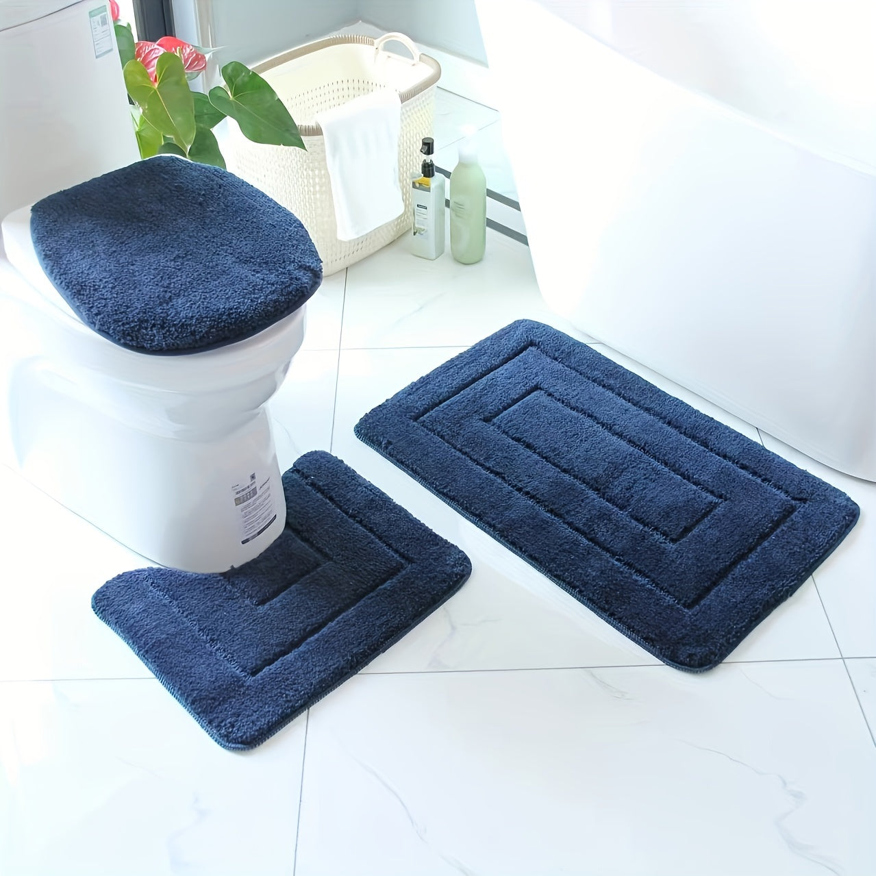 Luxury Three-Piece Bath Mat Set – Comfort & Grip | Ymonde ©