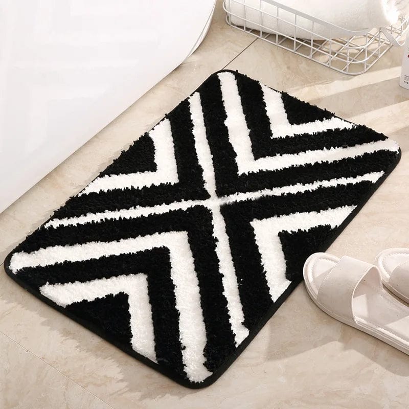 StripeLuxe Bath Mat – Striped Design & Non-Slip Comfort | Ymonde