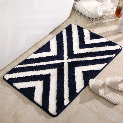 StripeLuxe Bath Mat – Striped Design & Non-Slip Comfort | Ymonde
