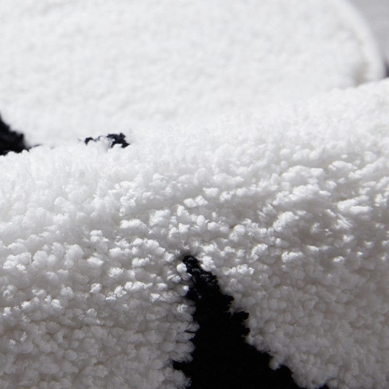 BallMath Bath Mat – Soft Scandinavian Mat with Non-Slip | Ymonde