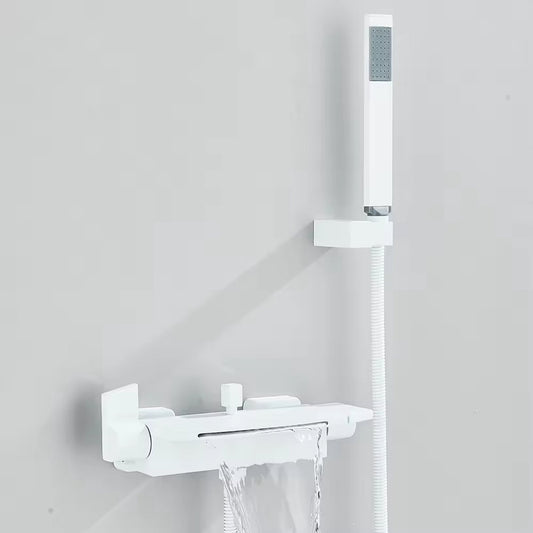 Witte thermostatische doucheset met watervaldouche en waterbesparende handdouche – energiezuinige mengkraan